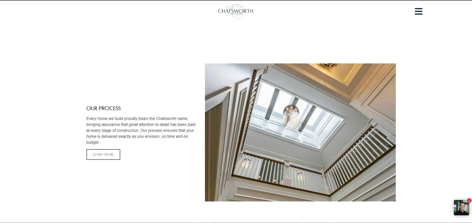 A website with a picture of a bride on a staircase.