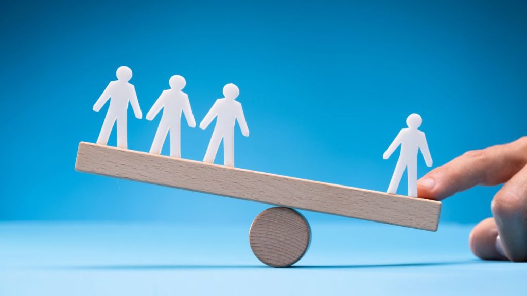 how to market to existing customers – proven strategies to boost repeat sales Untitled design 16